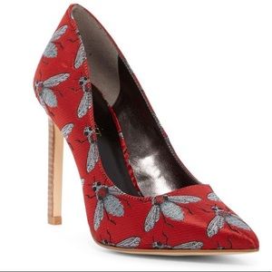 NINE WEST Tatiana Jacquard Fly Insect Heels